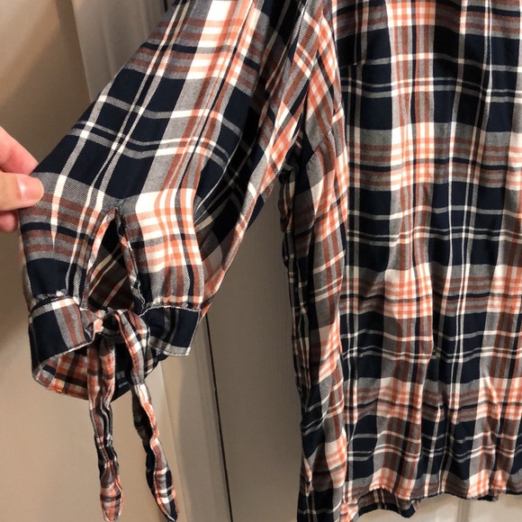 Navy and orange plaid blouse - Picture 5 of 6